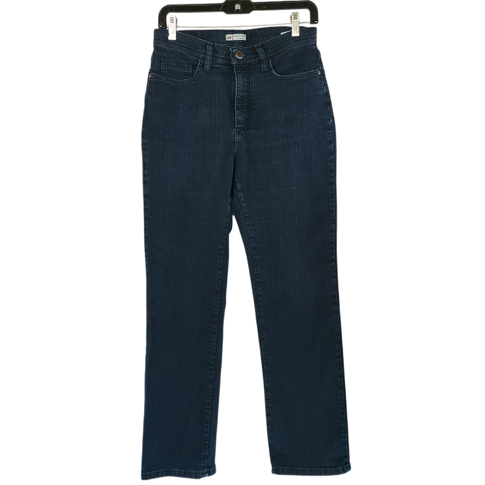 Lee Classic Fit Straight Leg Jeans  8 Short High Rise At The Waist Dark Wash
